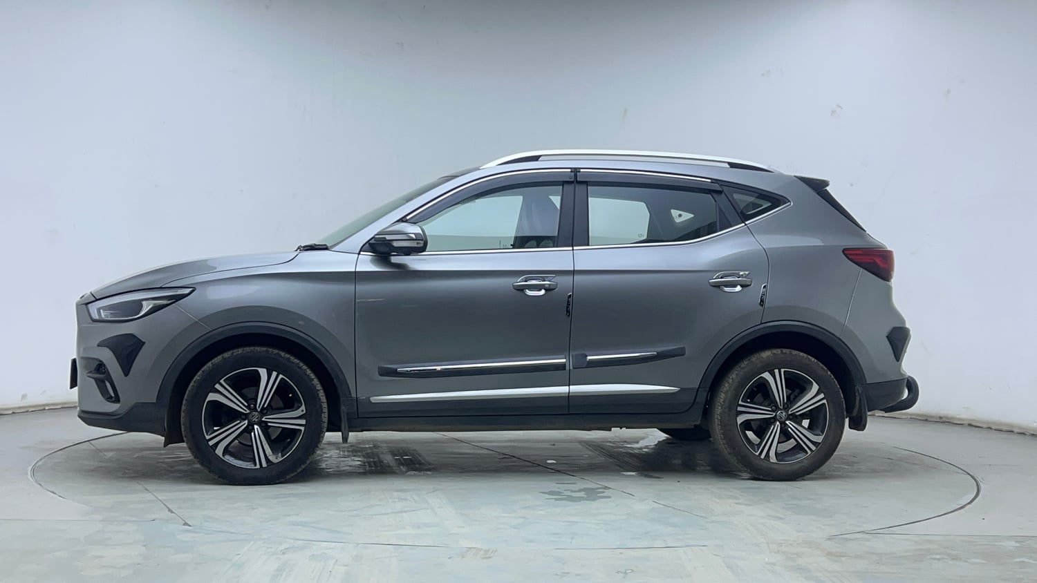 Used 2023 MG Motors Astor Sharp 1.5 CVT Old Generation Petrol Automatic exterior LEFT SIDE VIEW