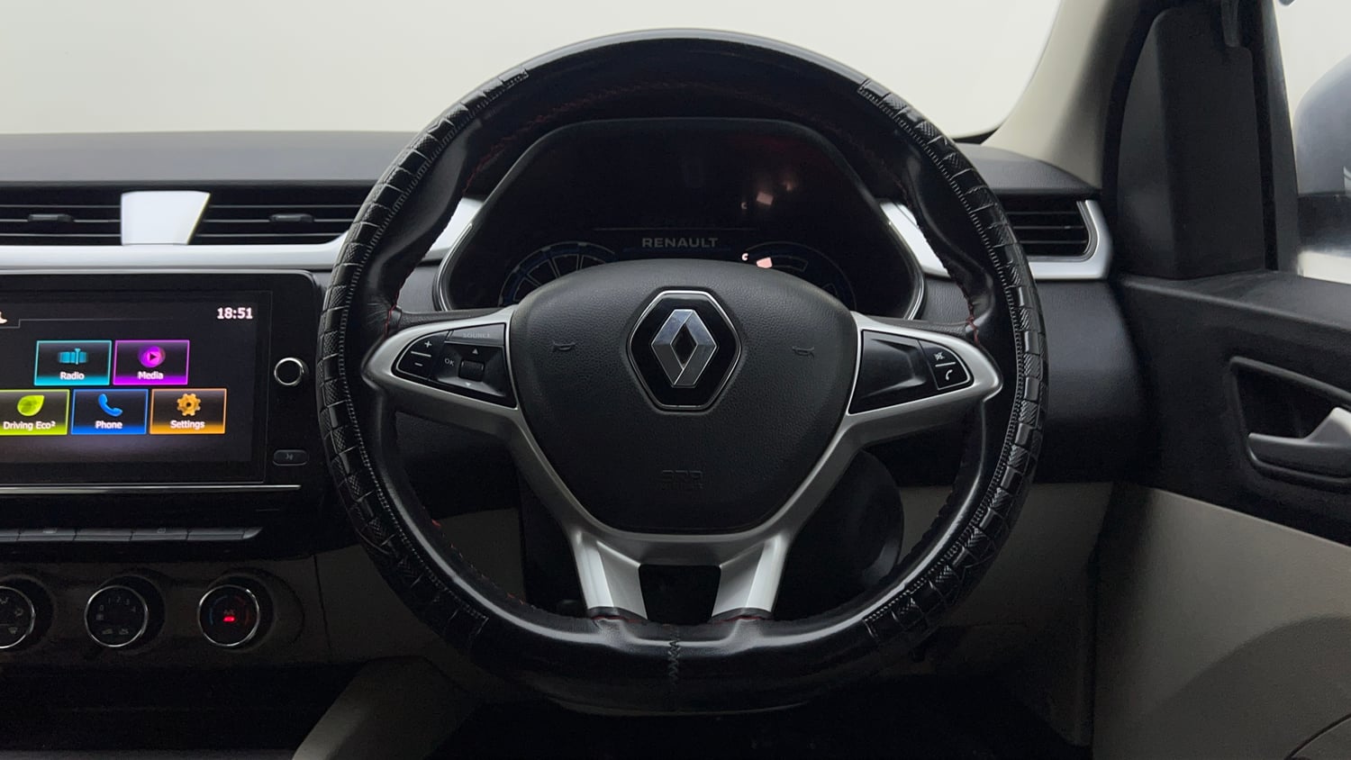 Used 2021 Renault Triber RXZ EASY-R AMT Petrol Automatic interior STEERING VIEW