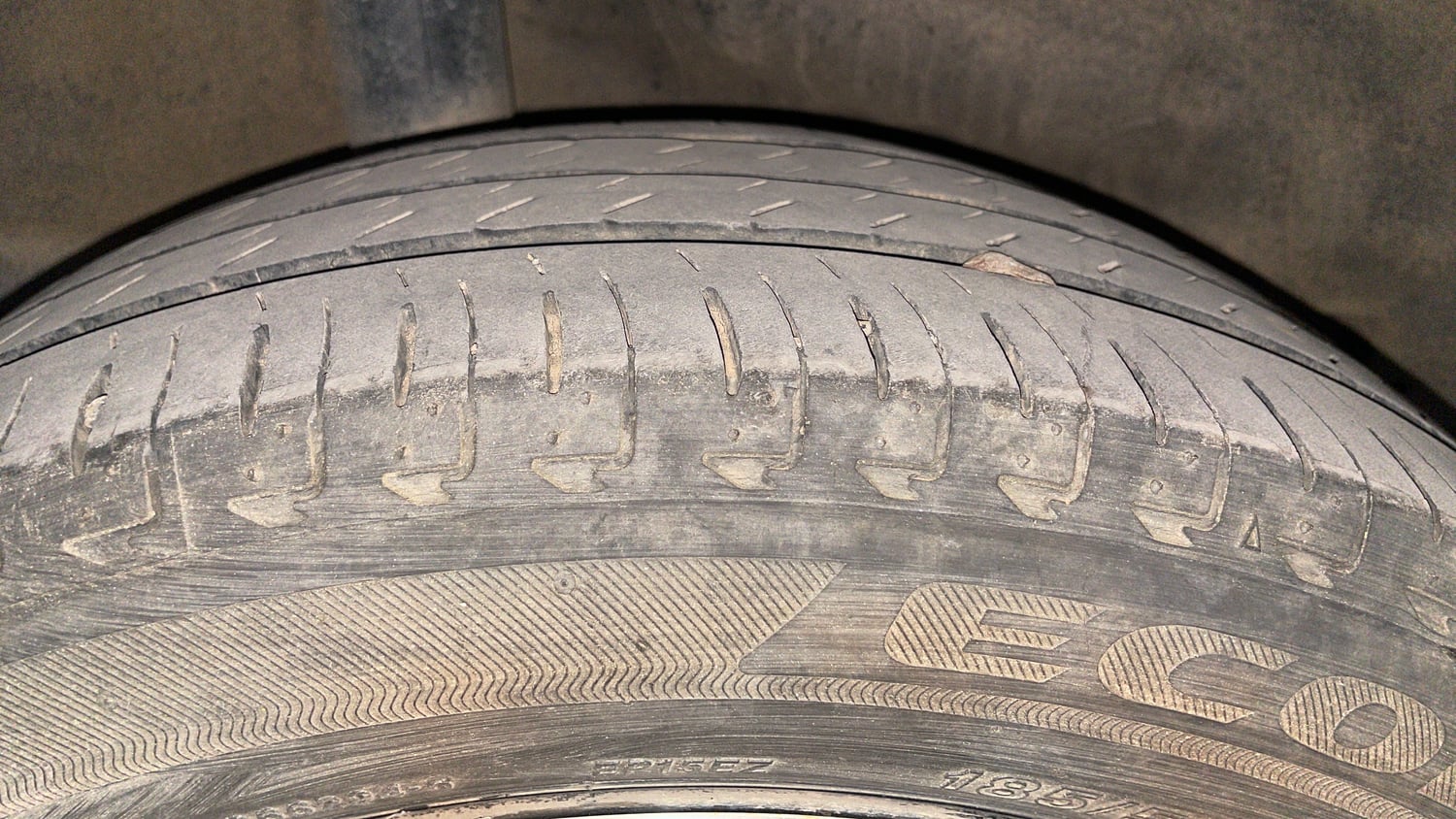Used 2021 Honda City VX Petrol Petrol Manual tyres RIGHT REAR TYRE TREAD VIEW