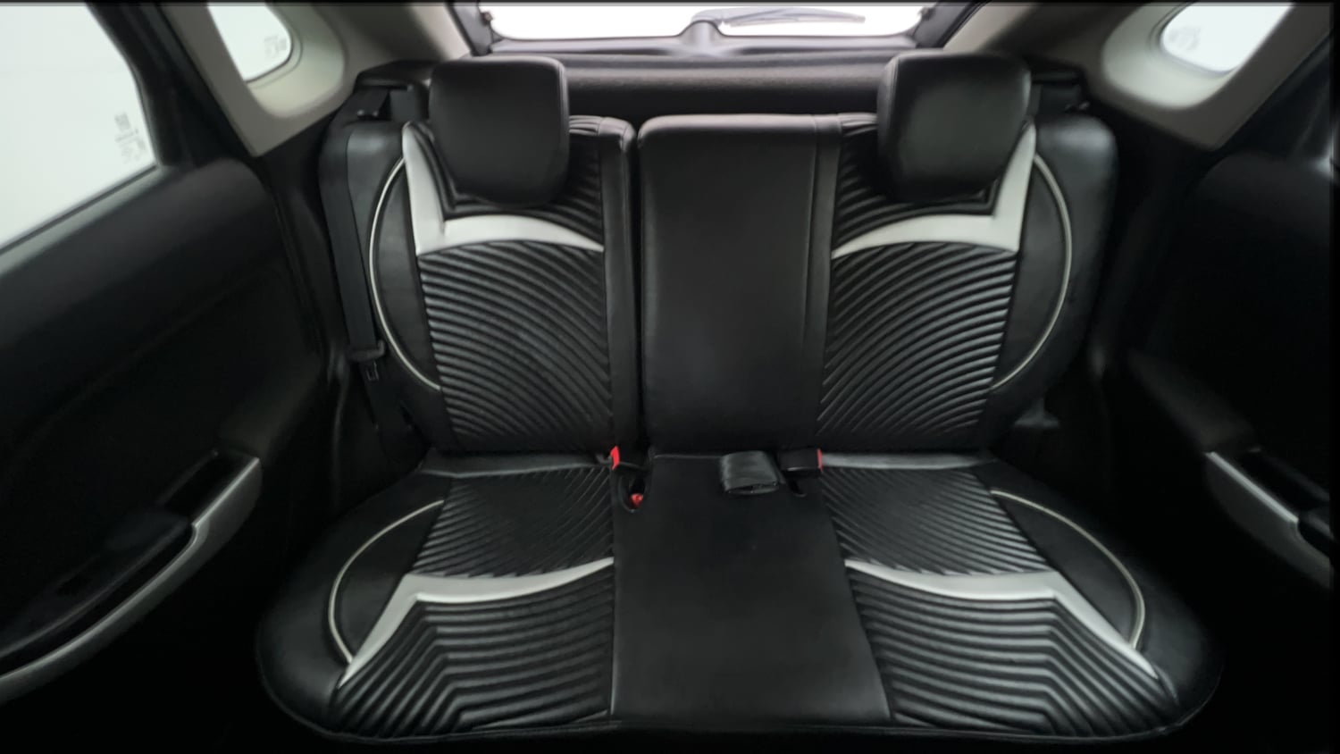 Used 2018 Maruti Suzuki Baleno Alpha 1.2 Petrol Manual interior REAR SEAT CONDITION VIEW