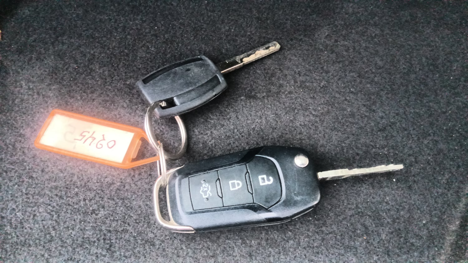 Used 2017 Ford Figo Trend 1.2 Ti-VCT Petrol Manual extra CAR KEY VIEW