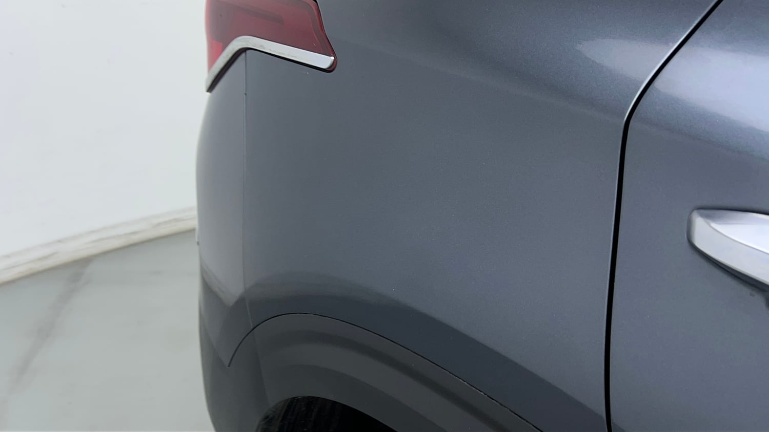 Used 2020 Kia Seltos HTX IVT 1.5 Petrol Automatic dents MINOR SCRATCH