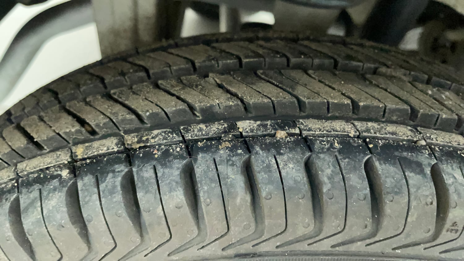 Used 2019 Maruti Suzuki Alto 800 LXi Petrol Manual tyres RIGHT REAR TYRE TREAD VIEW