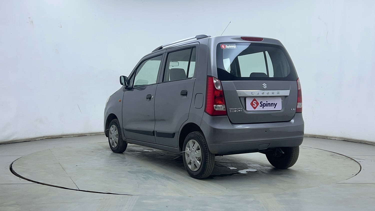 Used 2014 Maruti Suzuki Wagon R LXI Petrol Manual exterior LEFT REAR CORNER VIEW