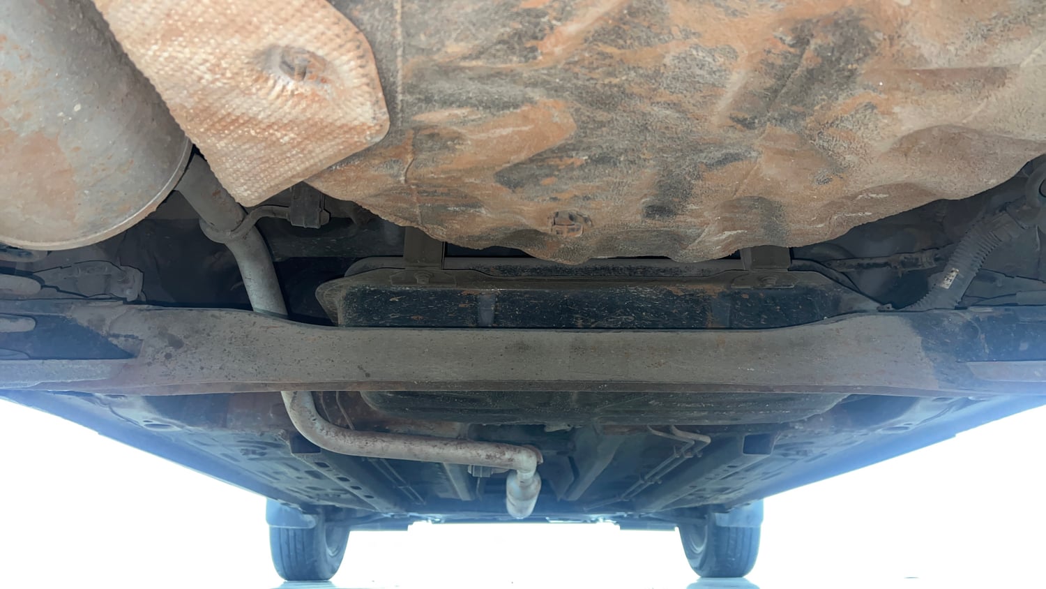 Used 2022 Nissan Magnite XV Turbo Petrol Manual extra REAR UNDERBODY VIEW (TAKEN FROM REAR)