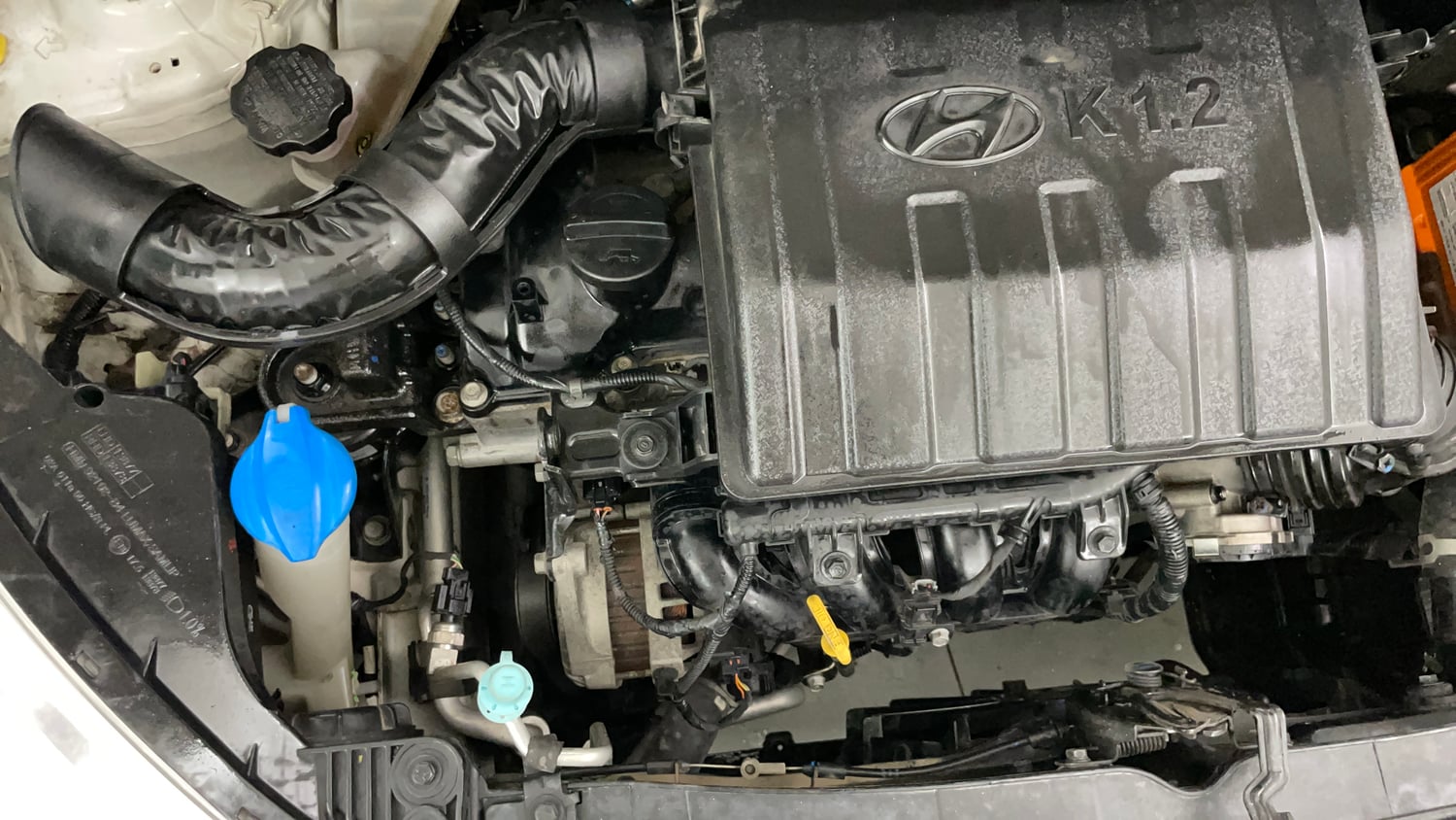 Used 2017 Hyundai Grand i10 Sportz (O) 1.2 Kappa VTVT Petrol Manual engine ENGINE RIGHT SIDE VIEW