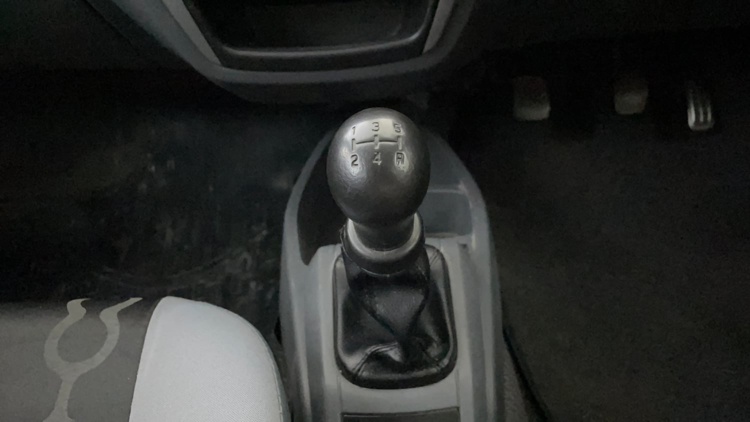 Used 2016 Maruti Suzuki Alto 800 Lxi Petrol Manual interior GEAR  KNOB VIEW