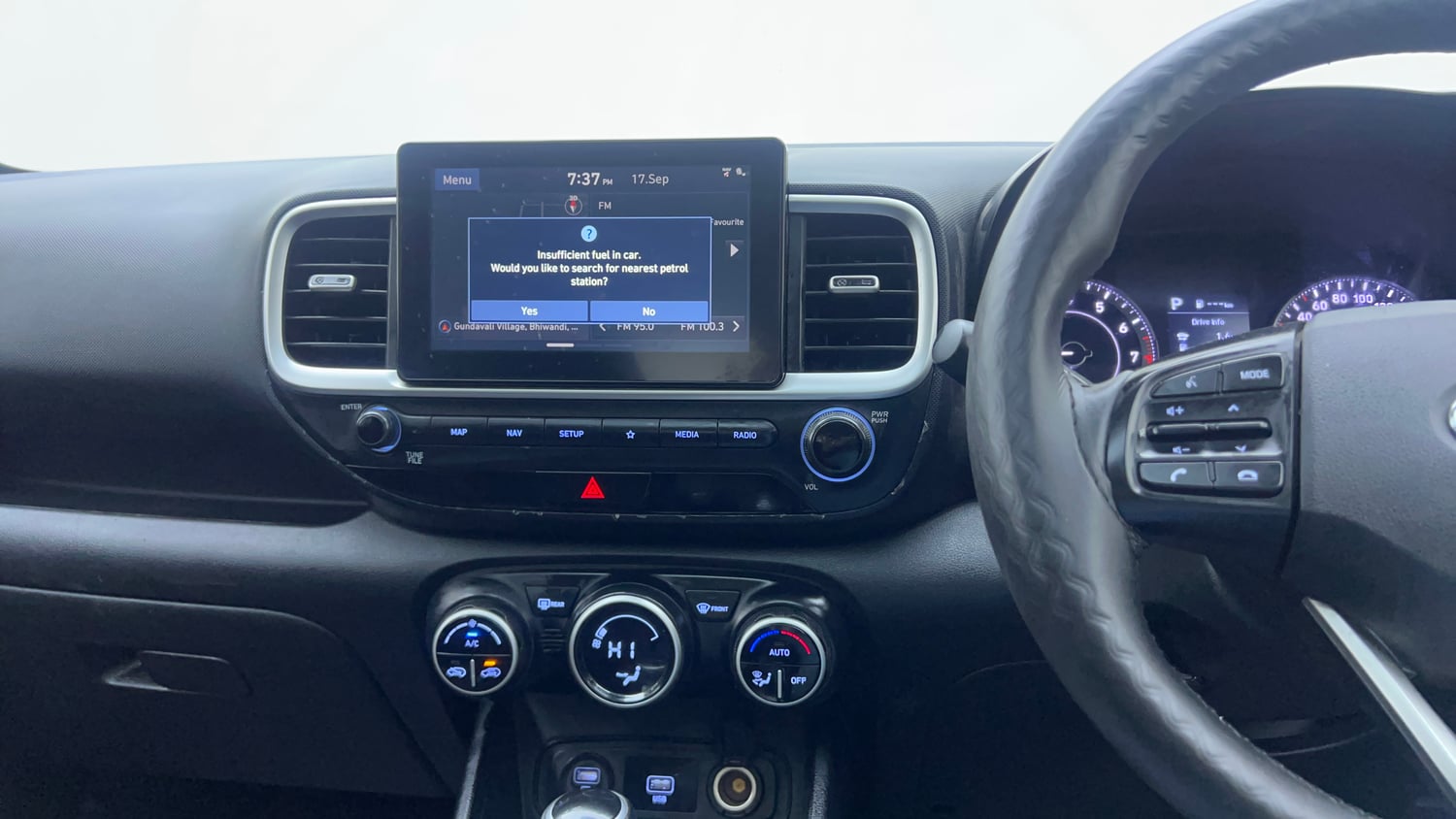 Used 2020 Hyundai Venue SX Plus 1.0 Turbo DCT Petrol Automatic interior MUSIC SYSTEM & AC CONTROL VIEW