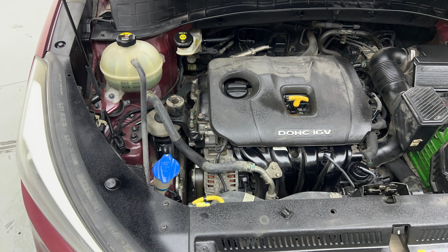 Used 2017 Hyundai Tucson 2WD MT Petrol Petrol Manual engine ENGINE RIGHT SIDE VIEW