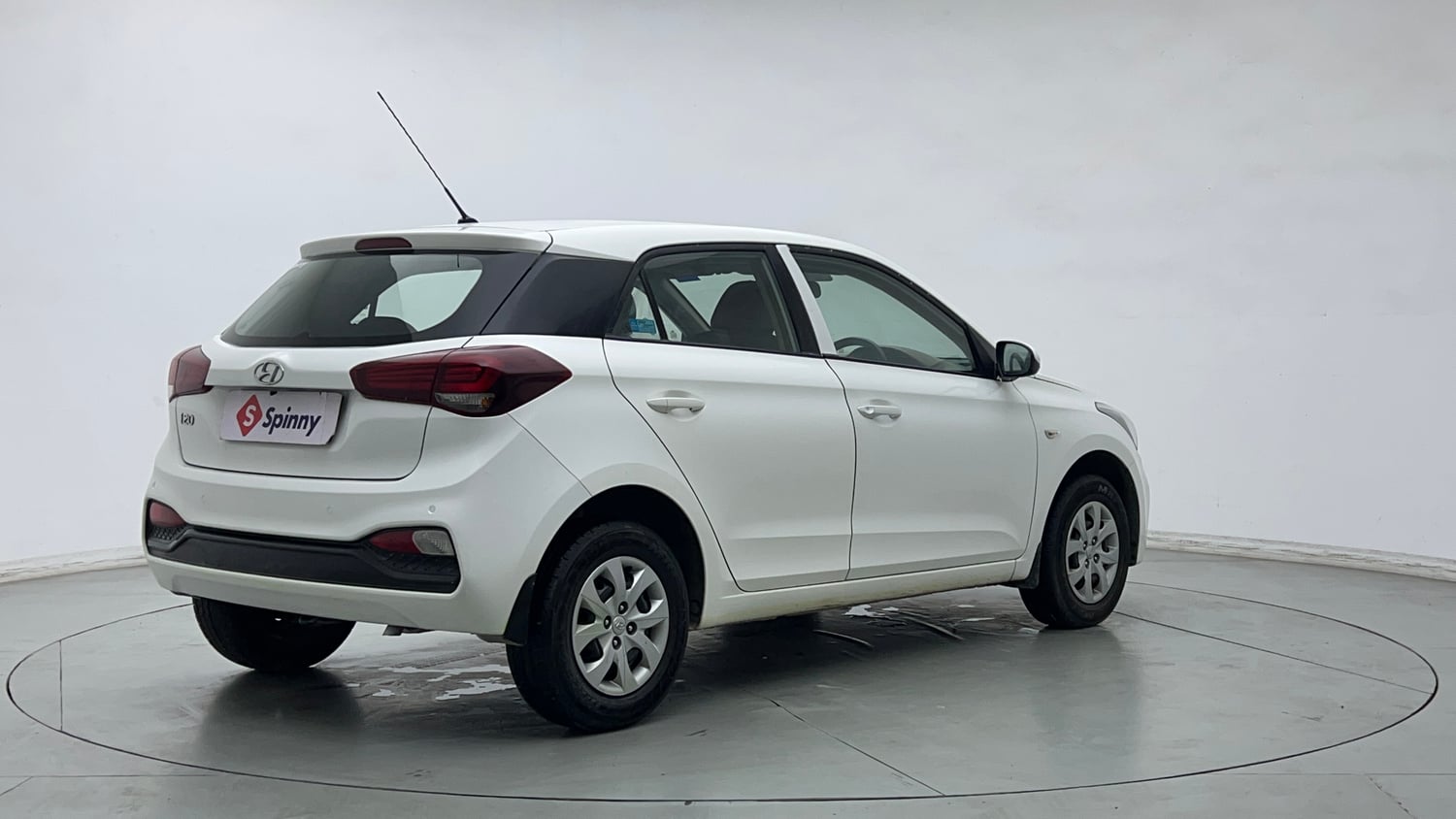 Used 2019 Hyundai Elite i20 Magna Plus 1.2 Petrol Manual exterior RIGHT REAR CORNER VIEW