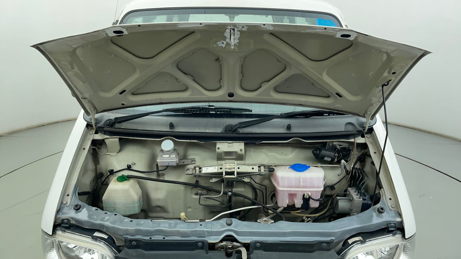 Used 2021 Maruti Suzuki Eeco 5 STR WITH A/C+HTR Petrol Manual engine ENGINE & BONNET OPEN FRONT VIEW