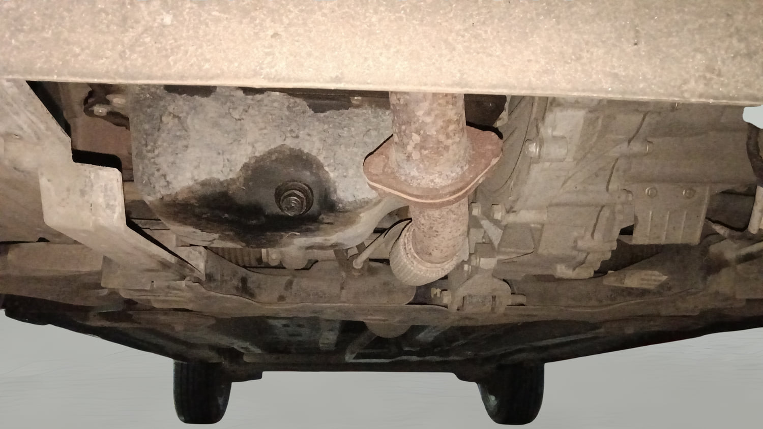Used 2022 Tata Punch Creative AMT Petrol Automatic extra FRONT LEFT UNDERBODY VIEW