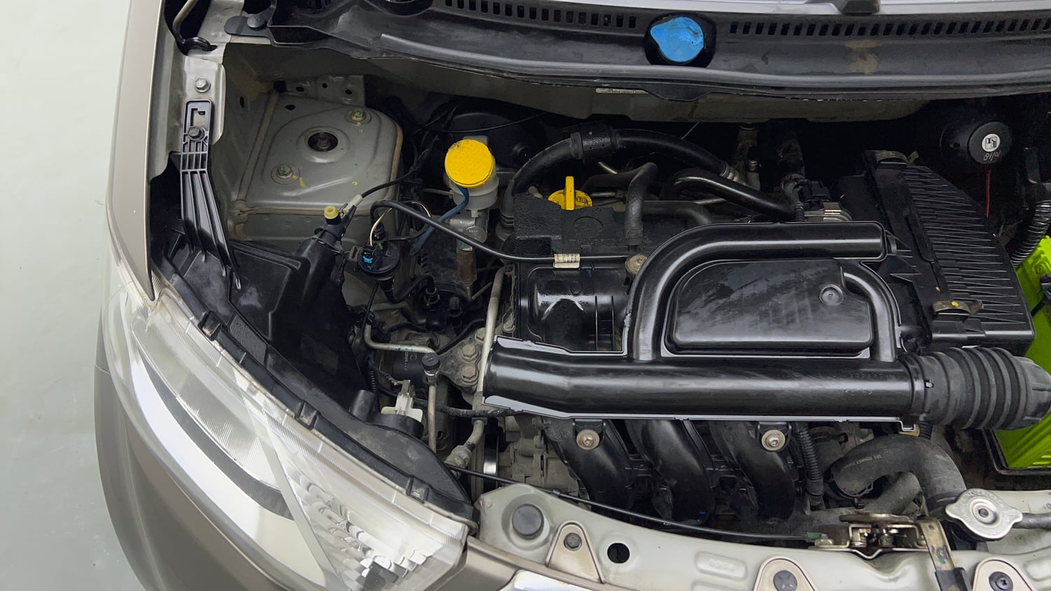 Used 2018 Datsun Redi-GO A Petrol Manual engine ENGINE RIGHT SIDE VIEW
