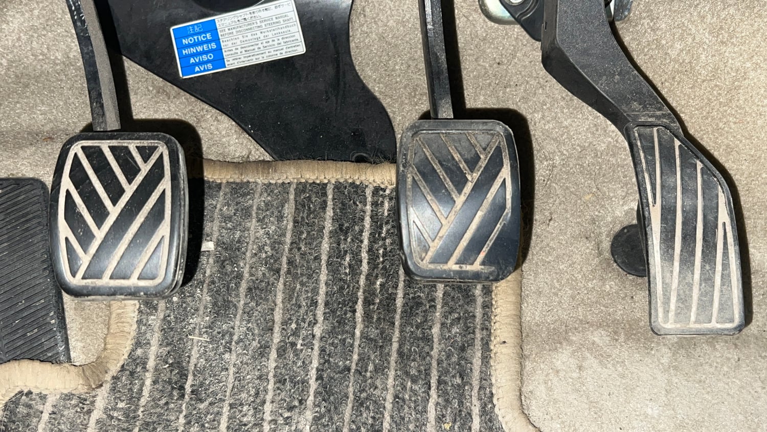 Used 2020 Maruti Suzuki Ciaz Alpha Hybrid 1.5 Petrol Manual interior PEDALS VIEW