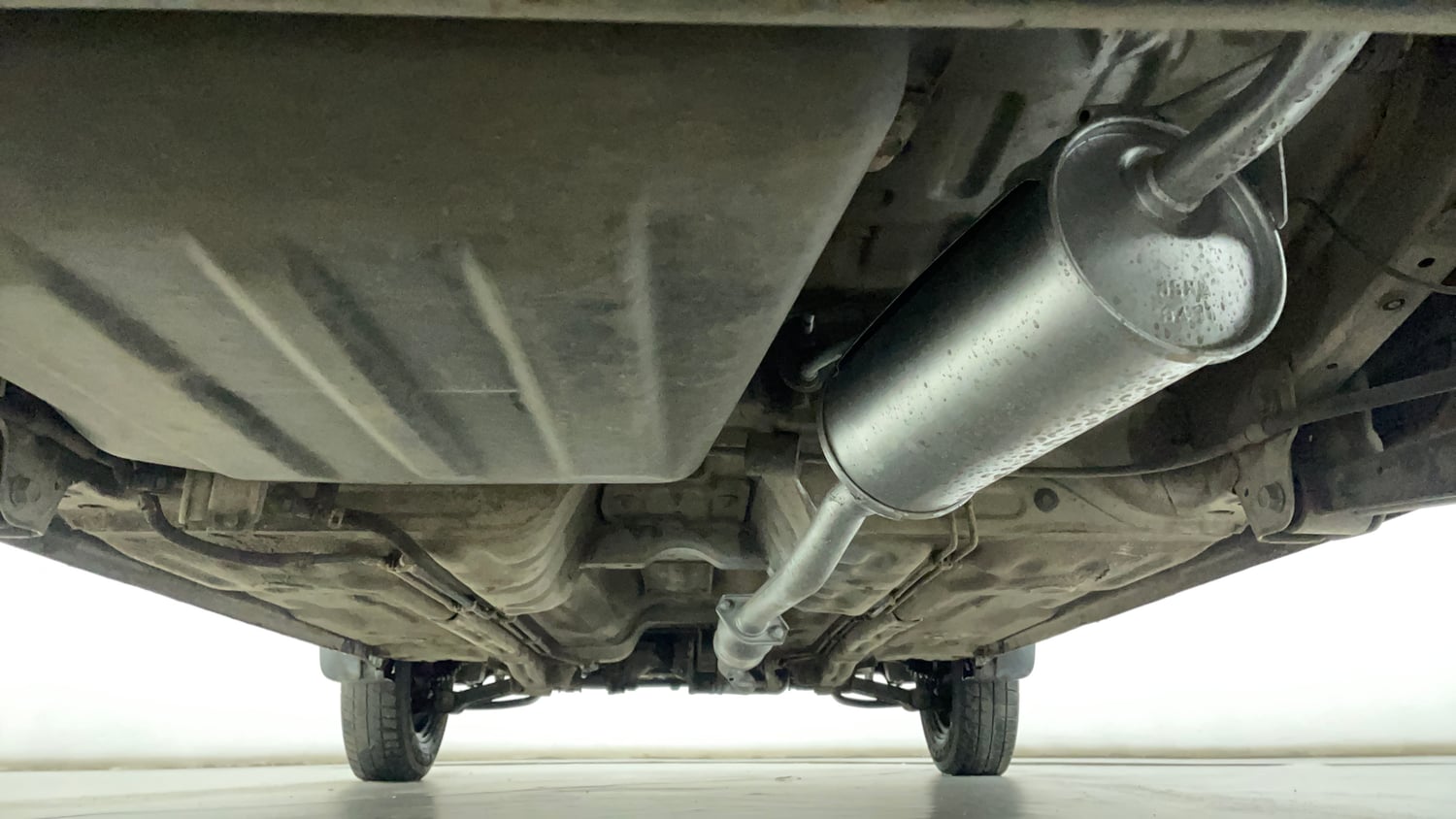 Used 2019 Maruti Suzuki Alto 800 LXi Petrol Manual extra REAR UNDERBODY VIEW (TAKEN FROM REAR)