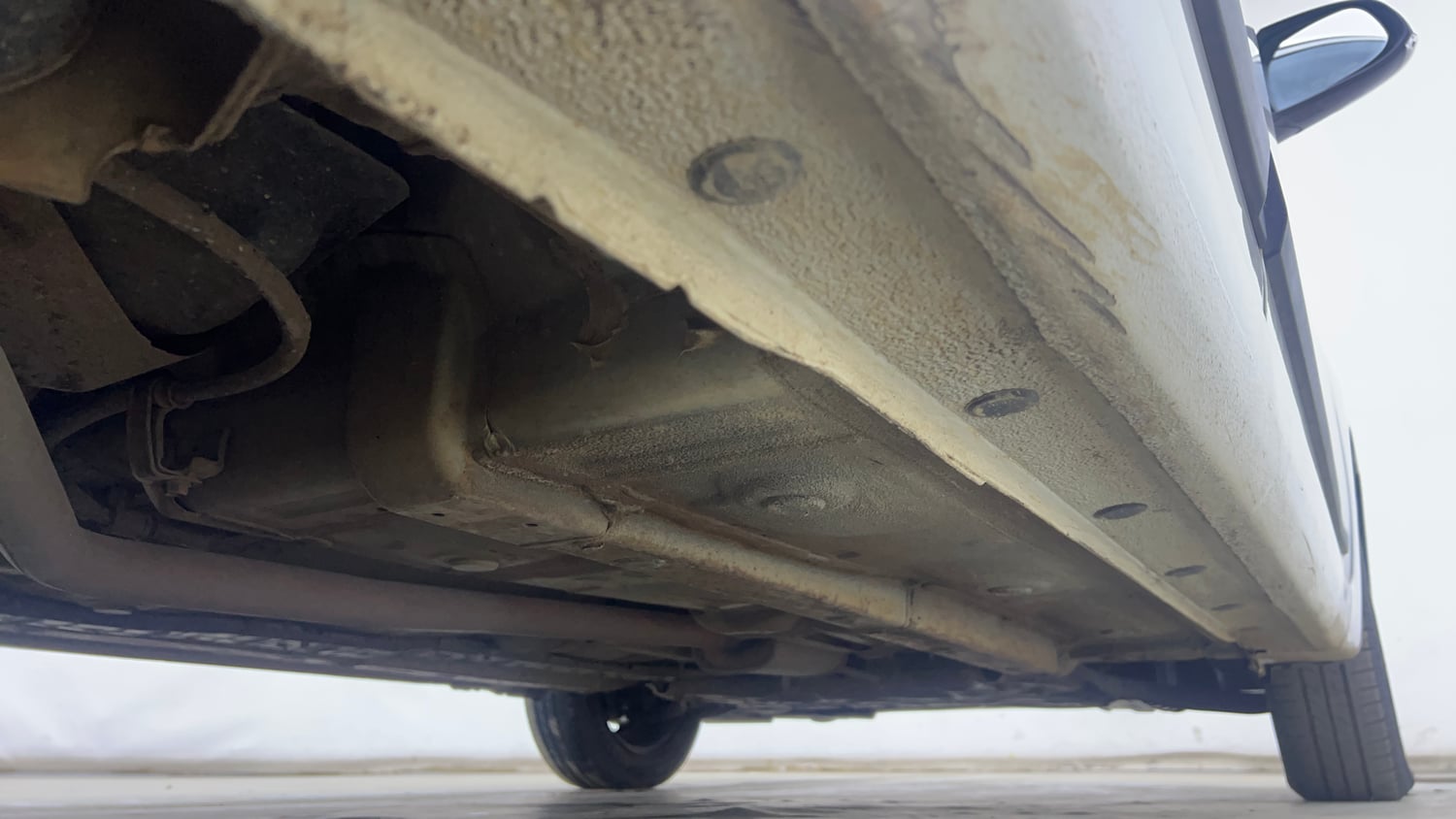 Used 2017 Hyundai Grand i10 Sportz (O) 1.2 Kappa VTVT Petrol Manual extra REAR RIGHT UNDERBODY VIEW