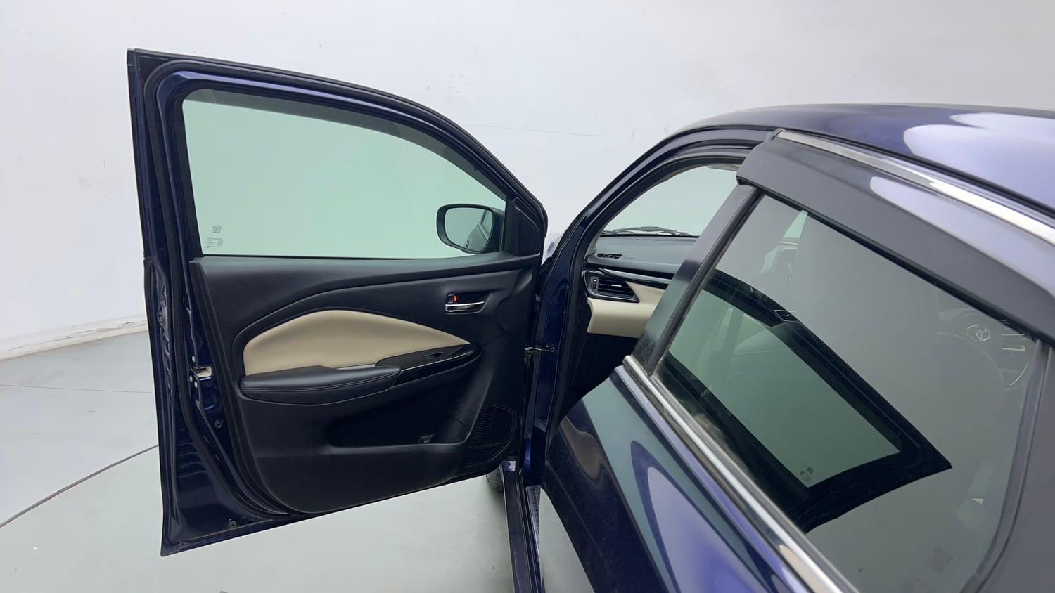 Used 2022 Toyota Glanza V AMT Petrol Automatic interior LEFT FRONT DOOR OPEN VIEW