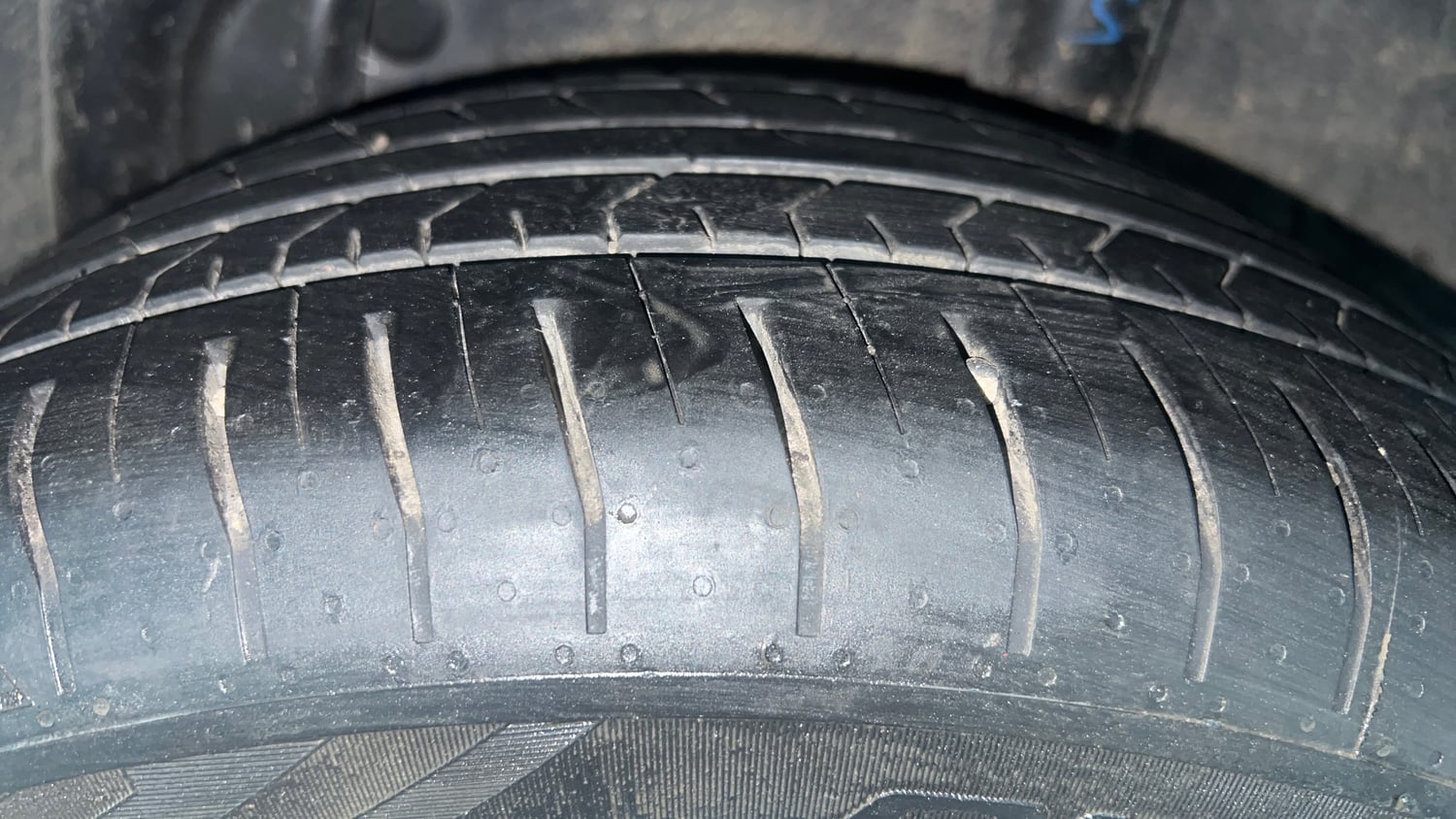 Used 2024 Hyundai Verna SX 1.5 Petrol MT Petrol Manual tyres LEFT REAR TYRE TREAD VIEW