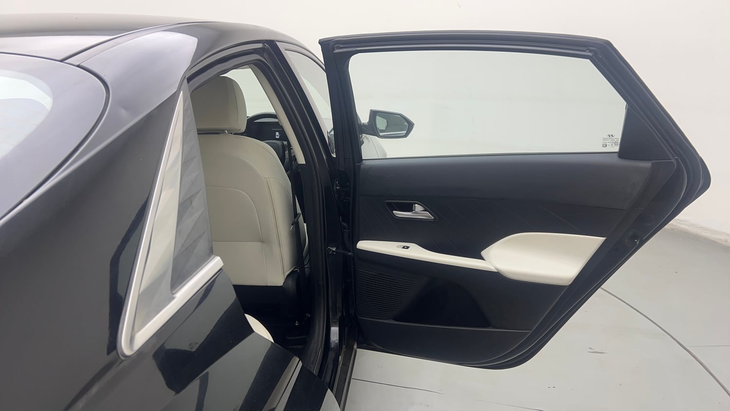 Used 2024 Hyundai Verna SX 1.5 Petrol MT Petrol Manual interior RIGHT REAR DOOR OPEN VIEW