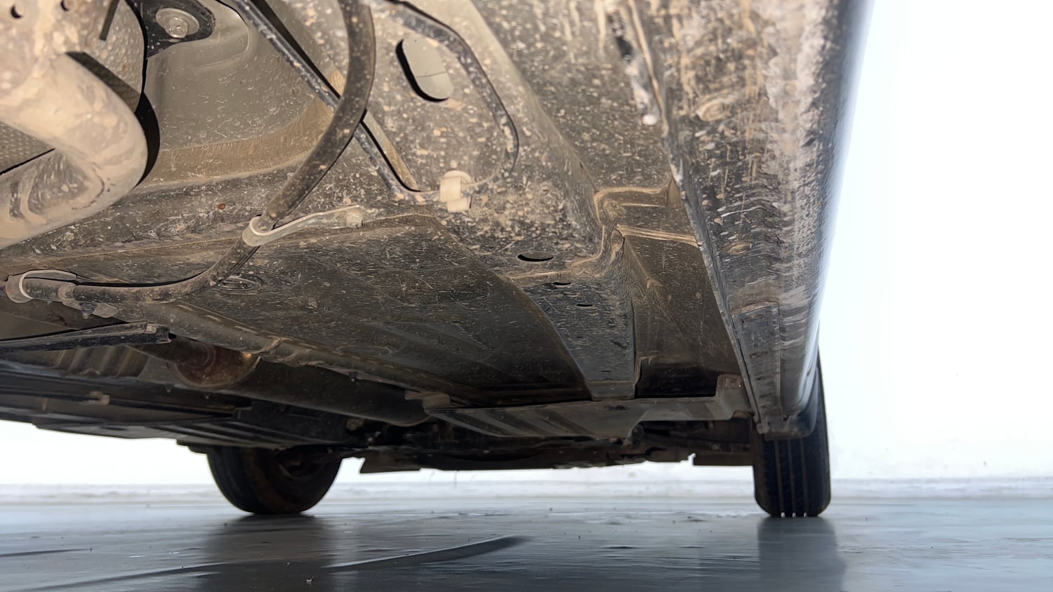 Used 2025 Maruti Suzuki Swift VXi Petrol Manual extra REAR RIGHT UNDERBODY VIEW