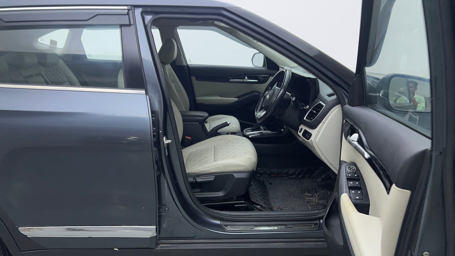 Used 2020 Kia Seltos HTX IVT 1.5 Petrol Automatic interior RIGHT SIDE FRONT DOOR CABIN VIEW