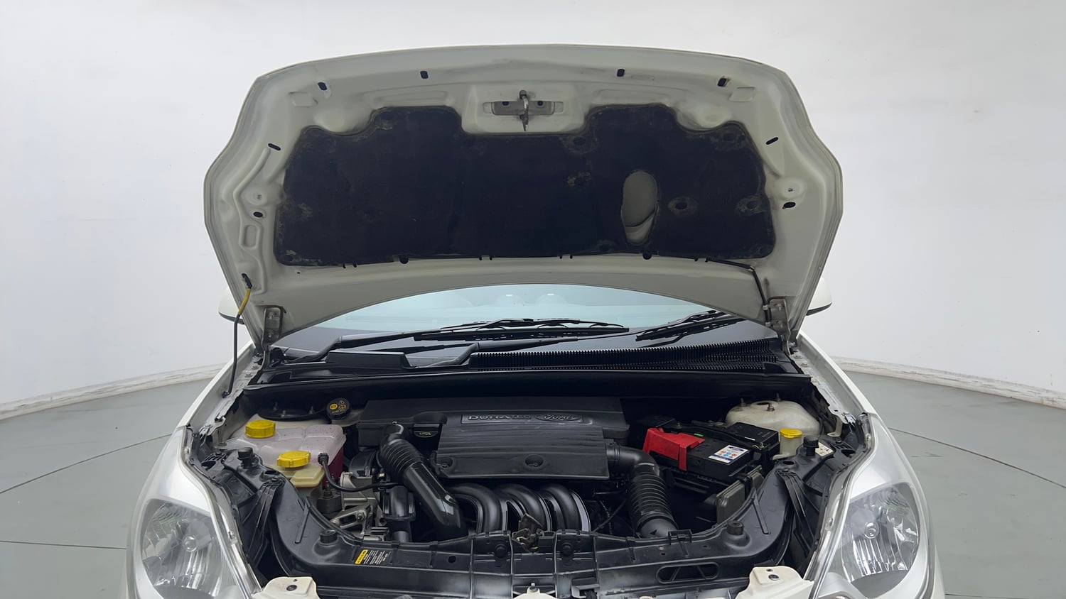 Used 2014 Ford Figo Duratec Petrol EXI 1.2 Petrol Manual engine ENGINE & BONNET OPEN FRONT VIEW