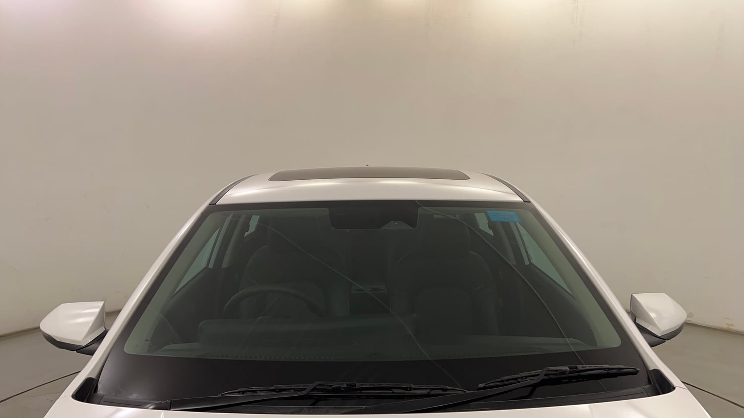 Used 2023 Hyundai Verna SX (O) 1.5 Turbo Petrol MT Petrol Manual exterior FRONT WINDSHIELD VIEW