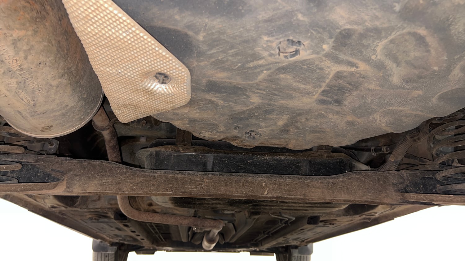 Used 2024 Nissan Magnite XE Petrol Manual extra REAR UNDERBODY VIEW (TAKEN FROM REAR)