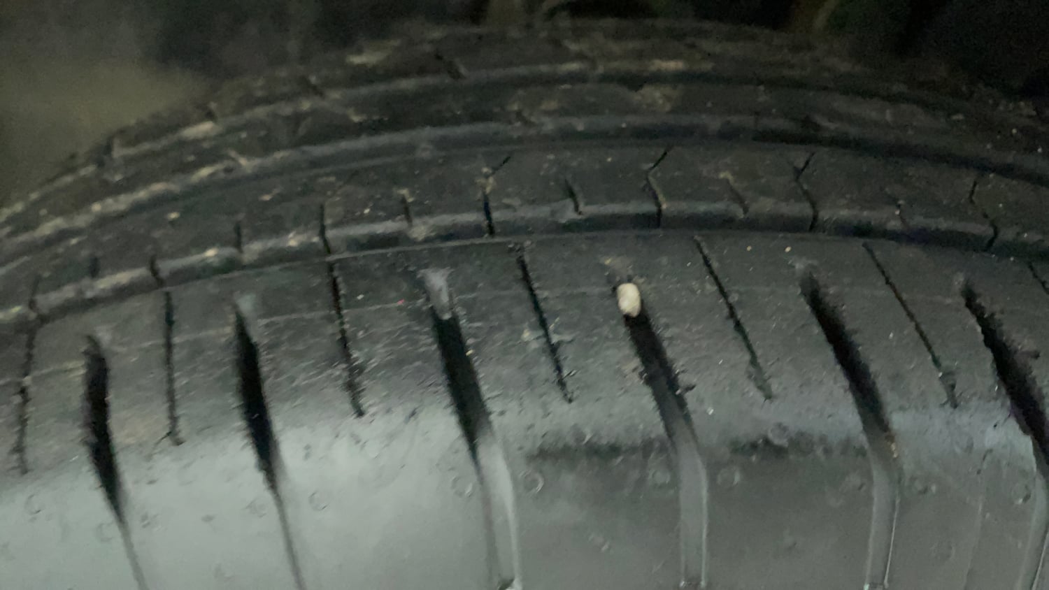 Used 2023 Tata Punch Accomplished AMT Petrol Automatic tyres LEFT FRONT TYRE TREAD VIEW