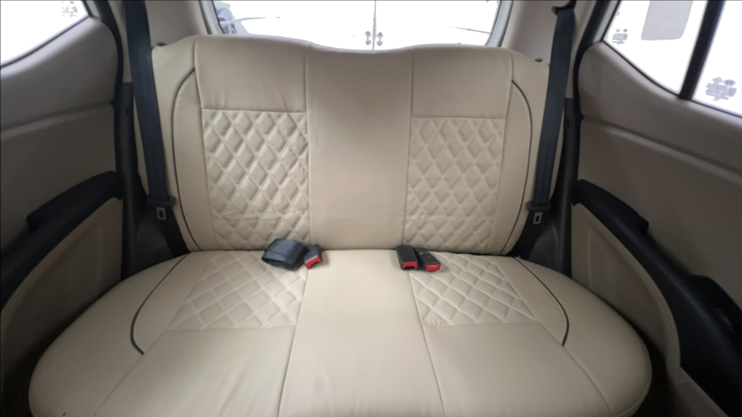 Used 2015 Hyundai i10 Magna 1.1 iRDE2 Petrol Manual interior REAR SEAT CONDITION VIEW