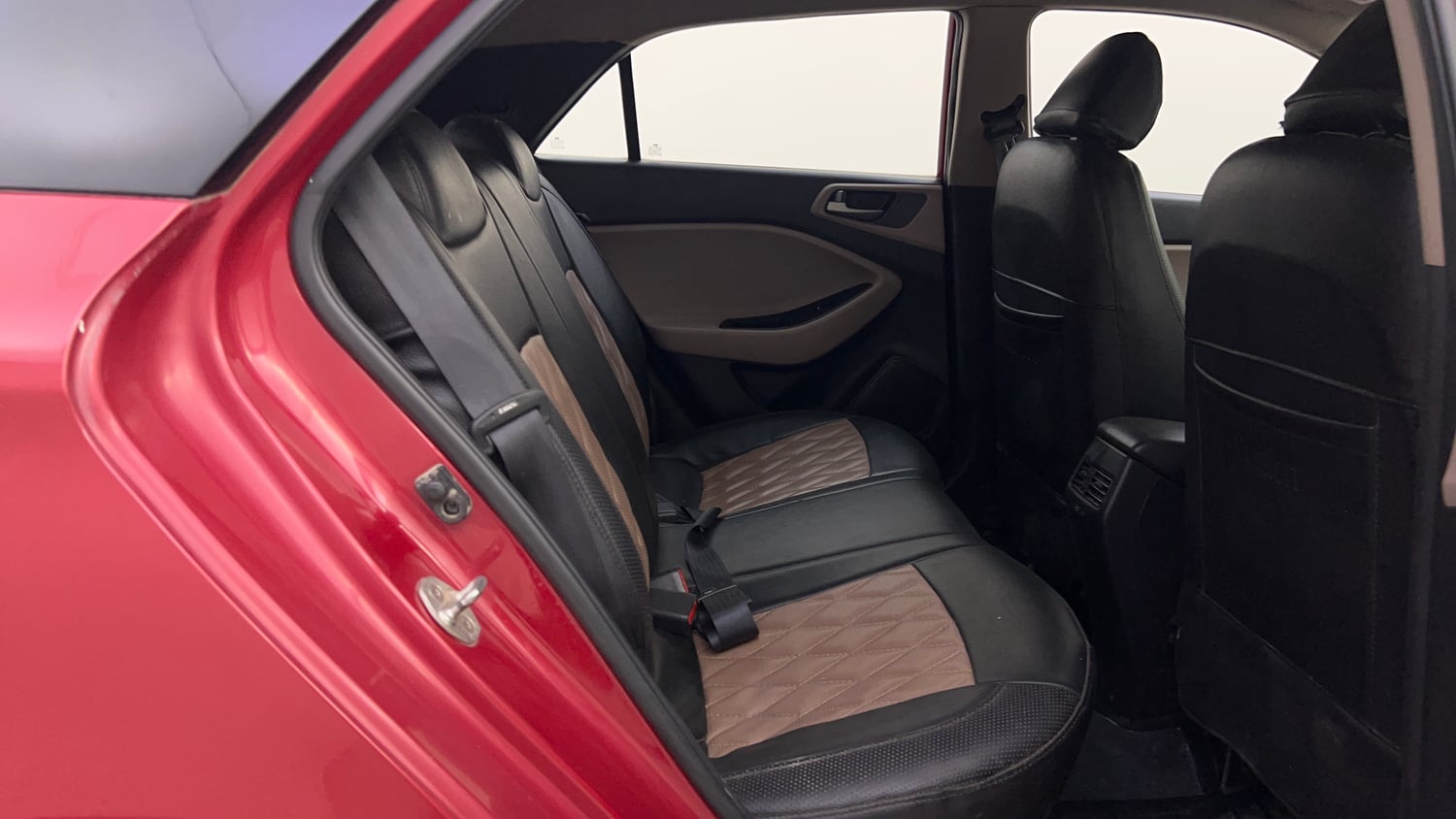 Used 2017 Hyundai Elite i20 Magna Executive 1.2 Petrol Manual interior RIGHT SIDE REAR DOOR CABIN VIEW