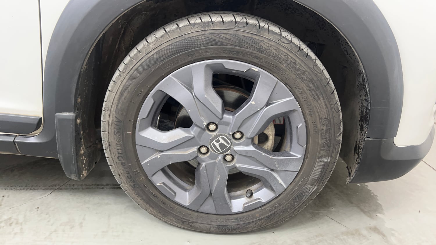 Used 2019 Honda WR-V VX MT Diesel Diesel Manual tyres RIGHT FRONT TYRE RIM VIEW