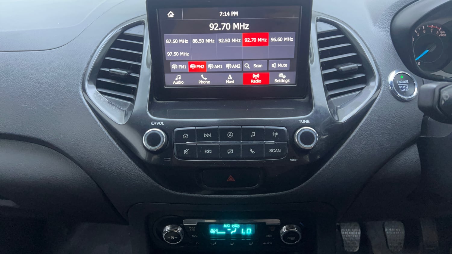 Used 2020 Ford Freestyle Titanium Plus 1.2 Ti-VCT Petrol Manual interior MUSIC SYSTEM & AC CONTROL VIEW