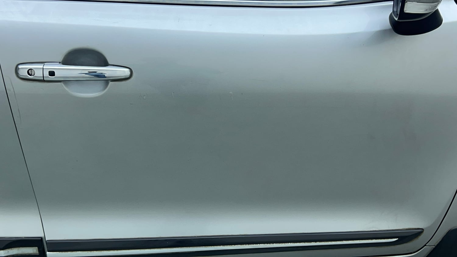 Used 2017 Maruti Suzuki Baleno Zeta 1.3 Diesel Manual dents MINOR SCRATCH