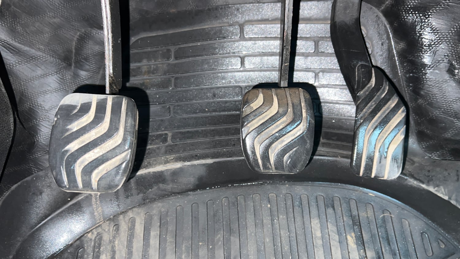 Used 2018 Renault Kwid 1.0 RXL Petrol Manual interior PEDALS VIEW