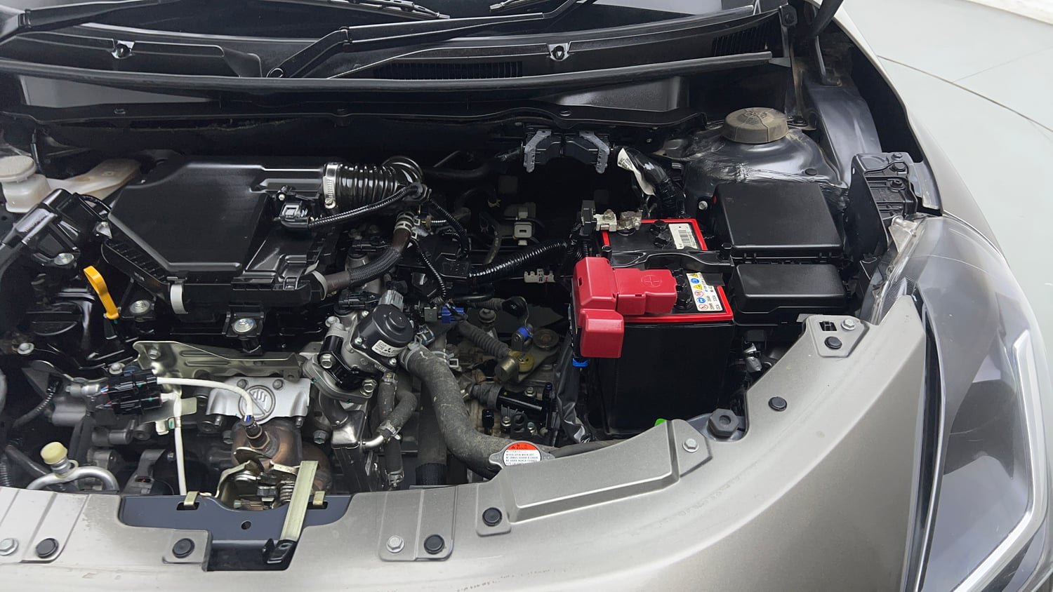 Used 2025 Maruti Suzuki Swift VXi Petrol Manual engine ENGINE LEFT SIDE VIEW