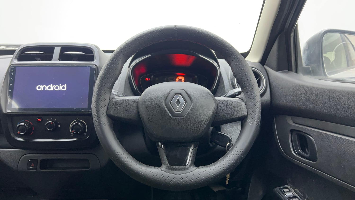 Used 2018 Renault Kwid 1.0 RXL Petrol Manual interior STEERING VIEW
