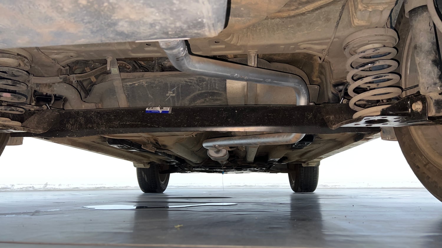 Used 2018 Hyundai Creta SX Plus 1.6 AT Petrol Petrol Automatic extra REAR UNDERBODY VIEW (TAKEN FROM REAR)