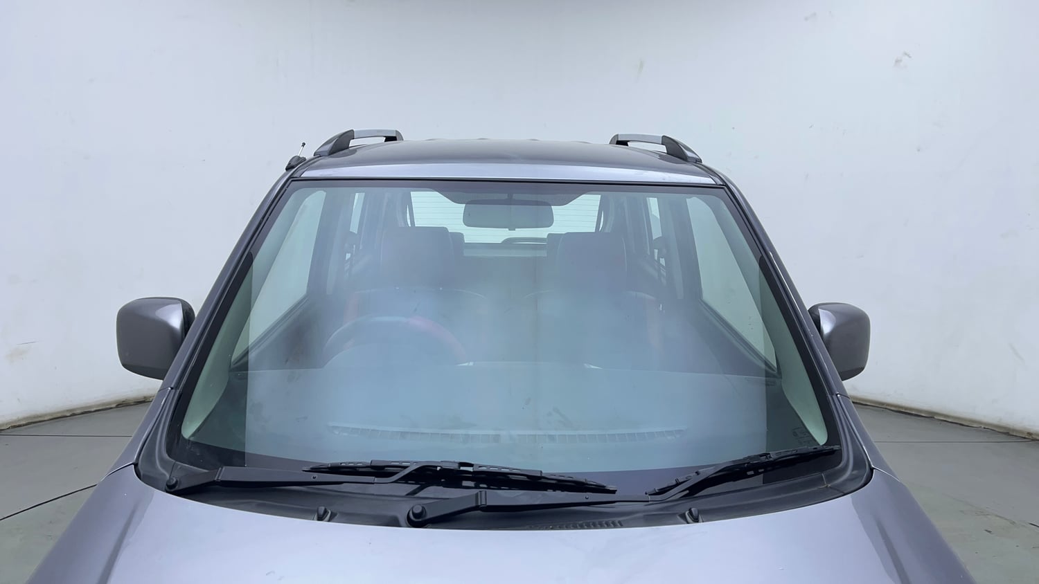 Used 2014 Maruti Suzuki Wagon R VXI Petrol Manual exterior FRONT WINDSHIELD VIEW