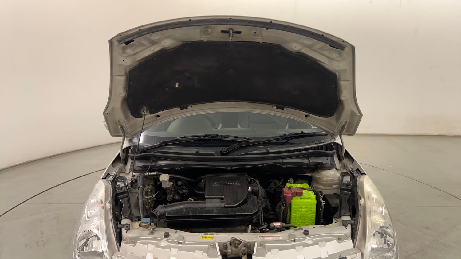Used 2014 Maruti Suzuki Swift VXi Petrol Manual engine ENGINE & BONNET OPEN FRONT VIEW