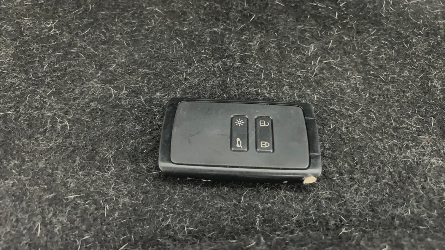 Used 2023 Renault Kiger RXZ AMT Dual Tone Petrol Automatic extra CAR KEY VIEW