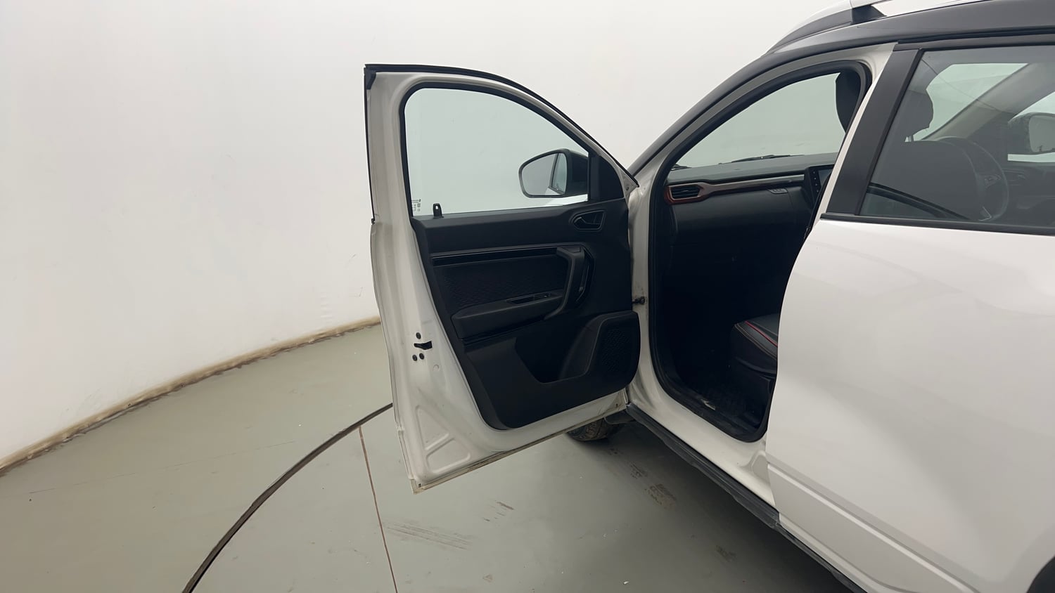 Used 2023 Renault Kiger RXZ AMT Dual Tone Petrol Automatic interior LEFT FRONT DOOR OPEN VIEW