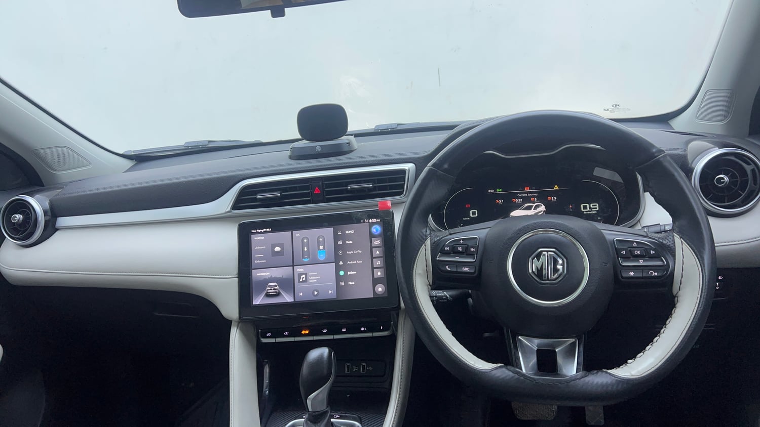 Used 2023 MG Motors Astor Sharp 1.5 CVT Old Generation Petrol Automatic interior DASHBOARD VIEW