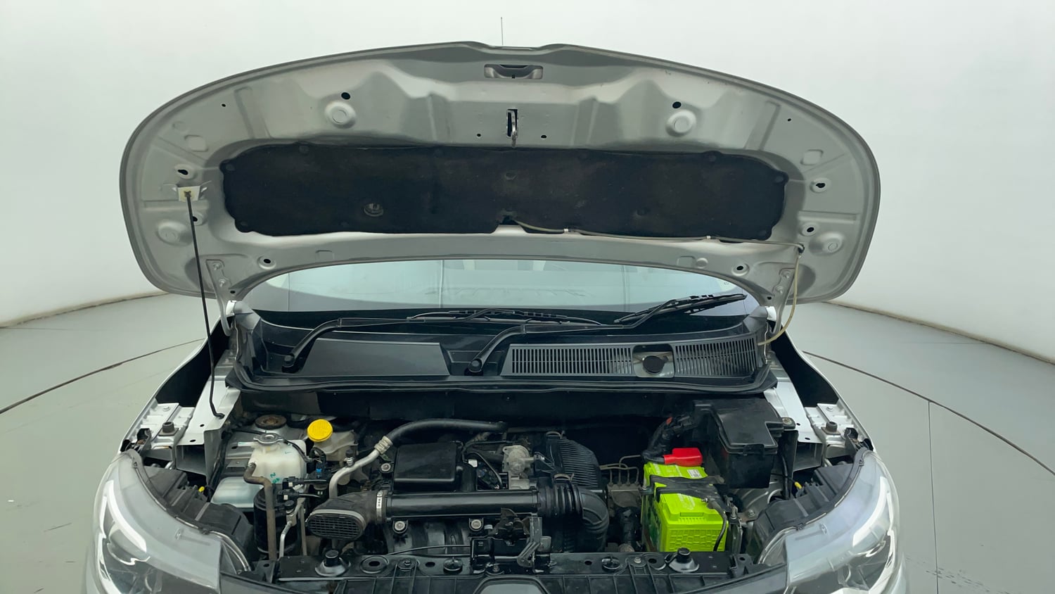 Used 2019 Renault Triber RXZ Petrol Manual engine ENGINE & BONNET OPEN FRONT VIEW