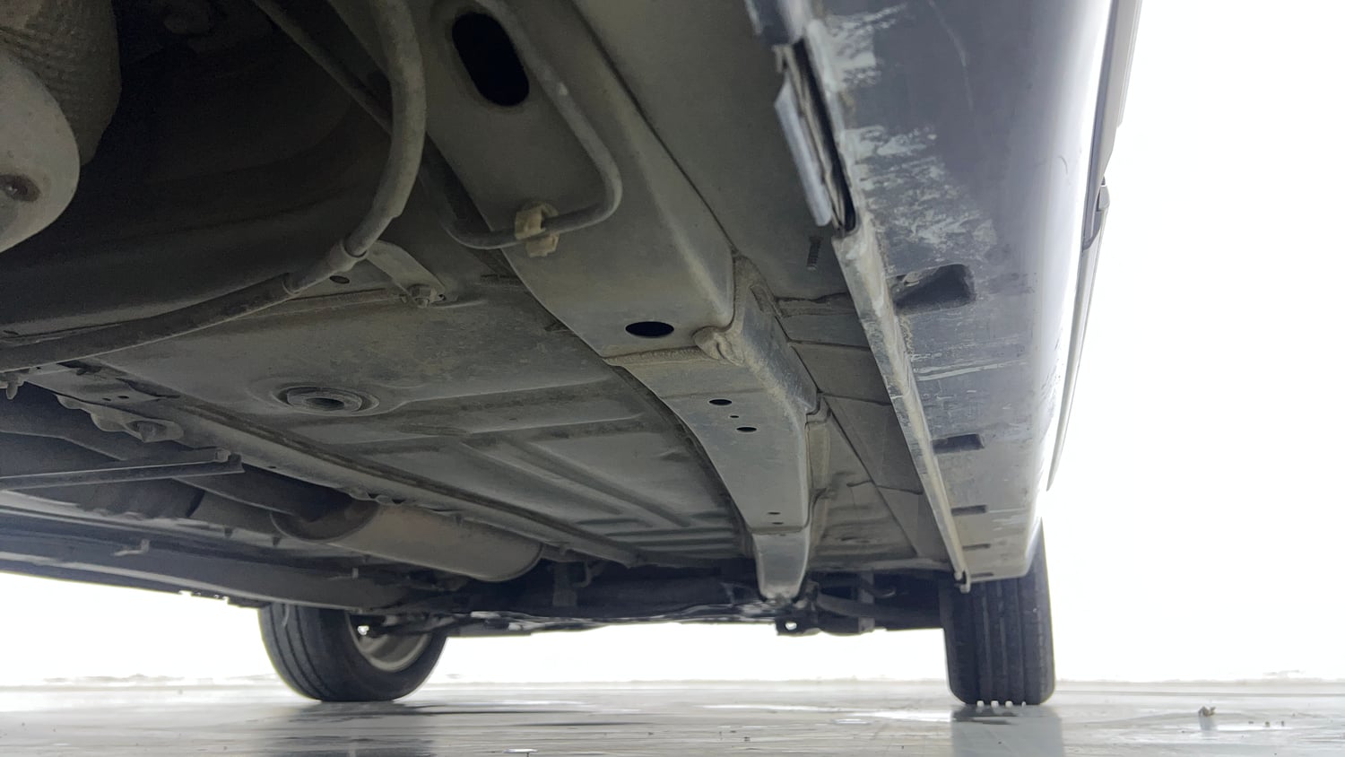 Used 2018 Maruti Suzuki Baleno Zeta 1.2 Petrol Manual extra REAR RIGHT UNDERBODY VIEW
