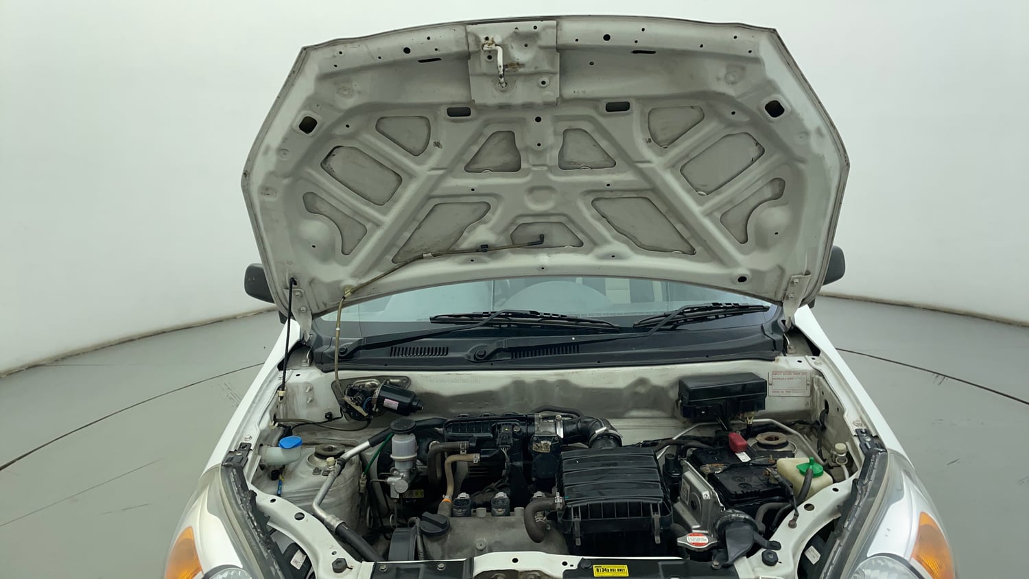 Used 2019 Maruti Suzuki Alto 800 LXi Petrol Manual engine ENGINE & BONNET OPEN FRONT VIEW