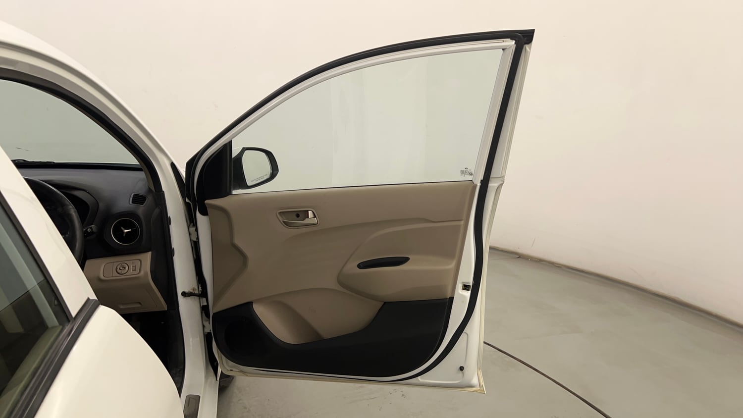 Used 2018 Hyundai Santro Asta Petrol Manual interior RIGHT FRONT DOOR OPEN VIEW