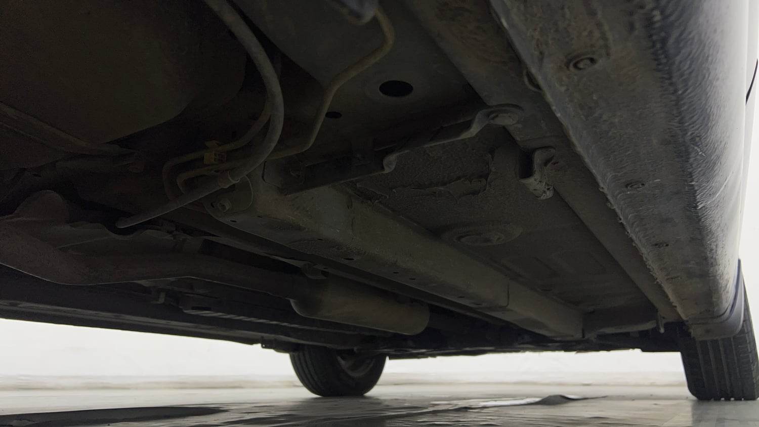 Used 2020 Maruti Suzuki Ciaz Alpha Hybrid 1.5 Petrol Manual extra REAR RIGHT UNDERBODY VIEW
