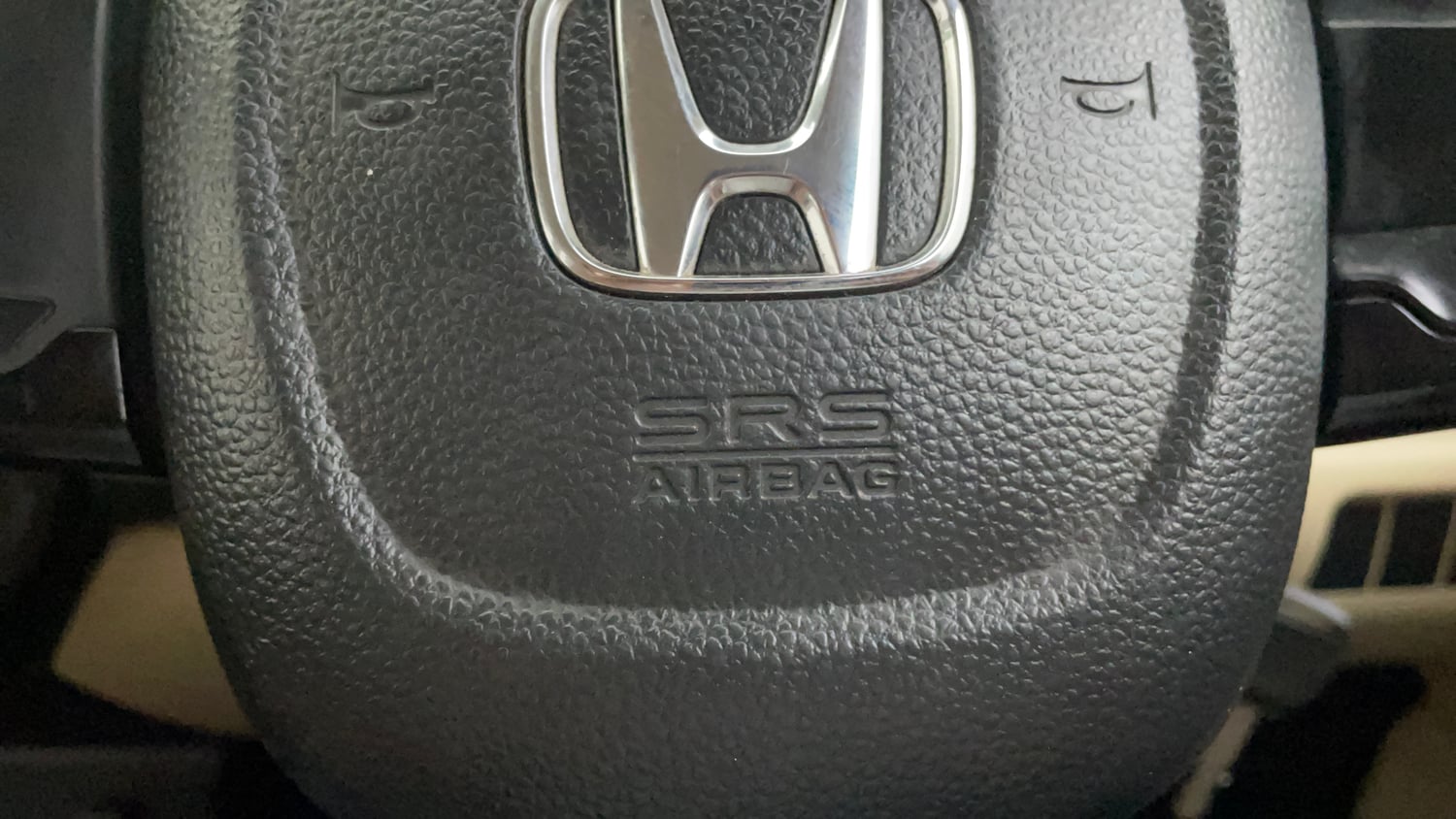 Used 2018 Honda Amaze 1.2 S MT Petrol Petrol Manual top_features Airbags