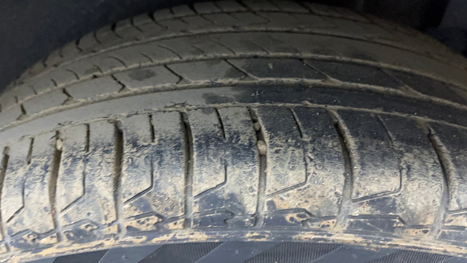 Used 2024 Kia Seltos HTX 1.5 Petrol MT Petrol Manual tyres LEFT REAR TYRE TREAD VIEW